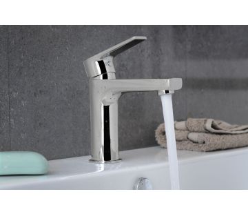 Latino Basin Mixer 